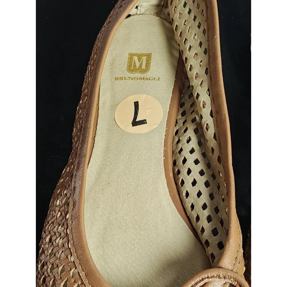 BRUNO MAGLI Women's 7 / 37 Janina Woven Flats Leather New